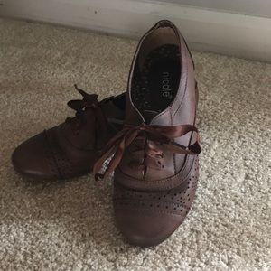 Vintage Oxford shoes!